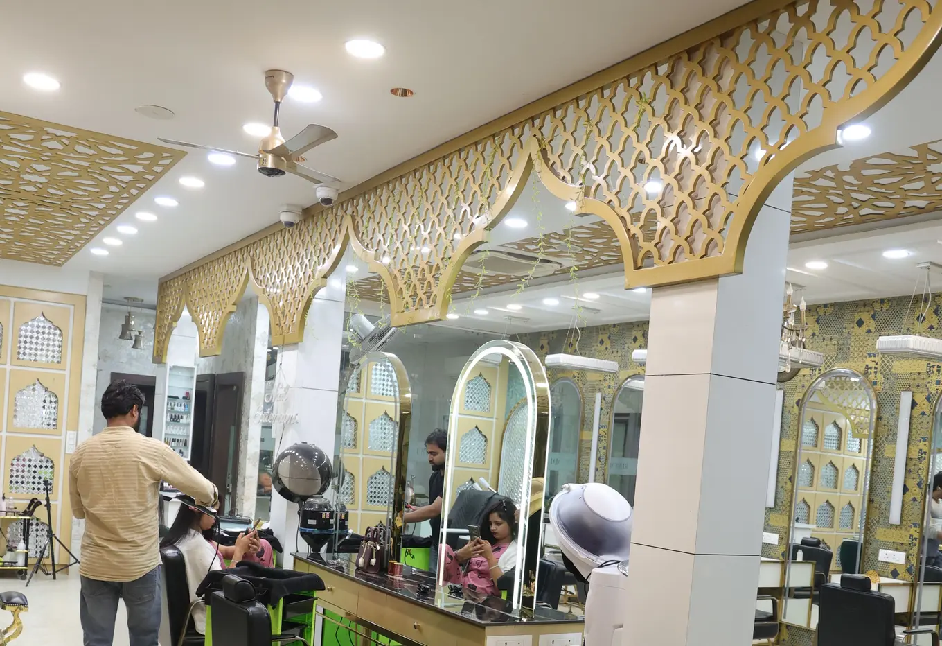 Styling stations at Ruby Makeover